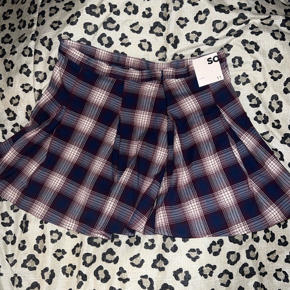 Size 11 juniors mini skirt